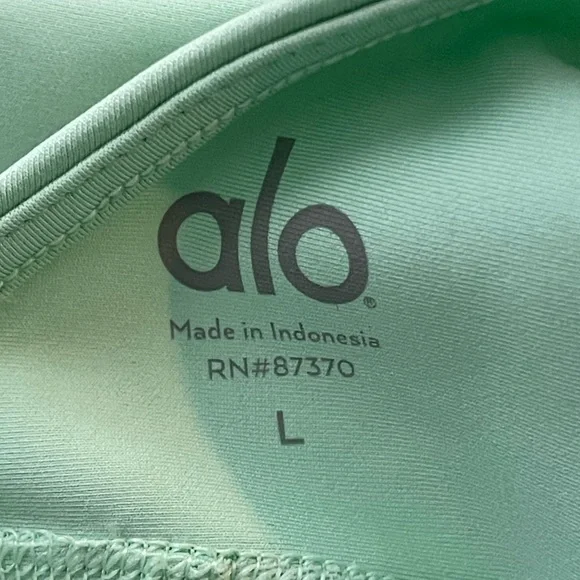 Alo Airlift Archer Fitted Long Sleeve Size Large NWOT - Picture 8 of 9